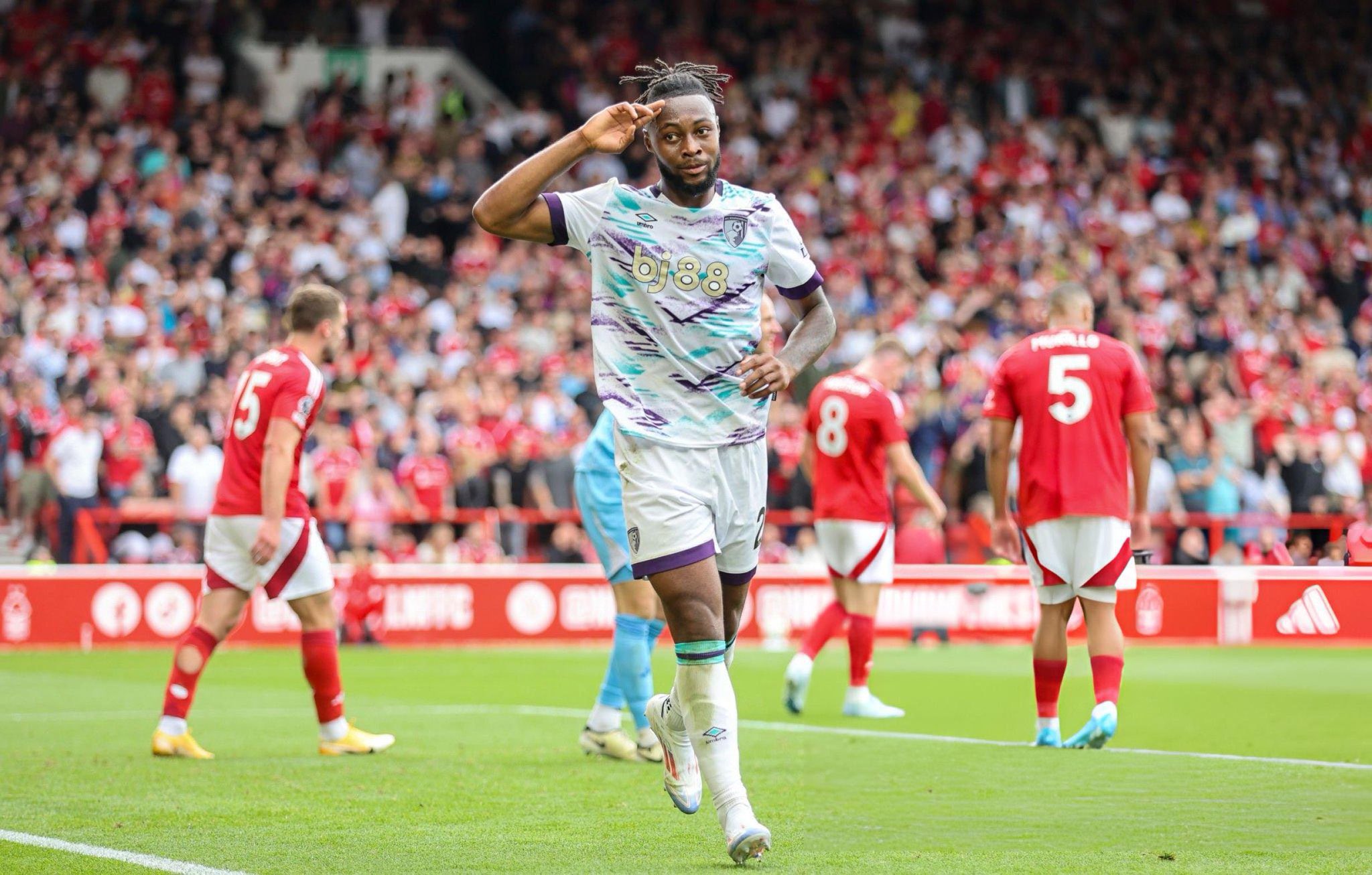 Antoine Semenyo scores late equaliser in Bournemouth opener against Nottingham Forest