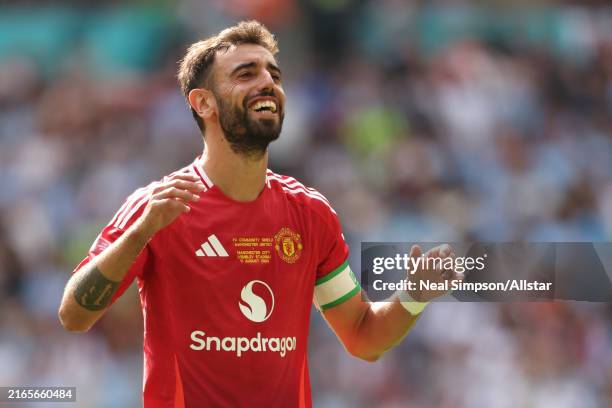 Bruno Fernandes Reveals What Made Him Stay at Man United