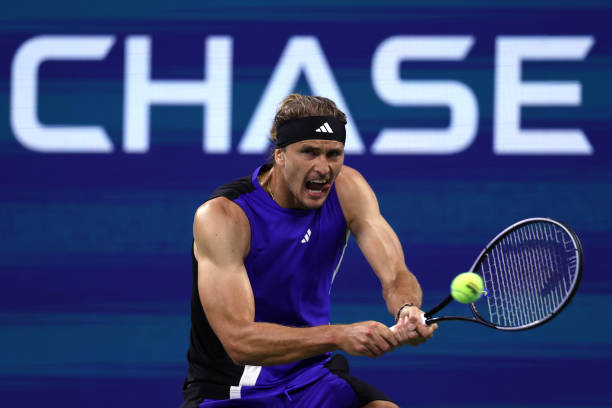 Zverev and Sabalenka Lead US Open Quarter-Finals